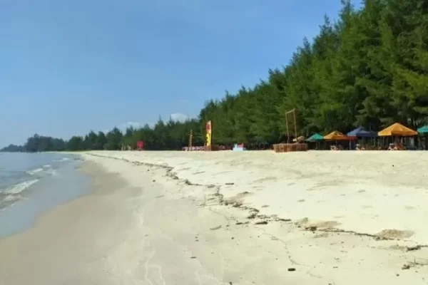 Pantai Romantis Serdang Bedagai