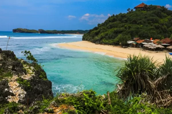 Pantai Ngandong, Pantai Pasir Putih yang Menakjubkan di Gunung Kidul